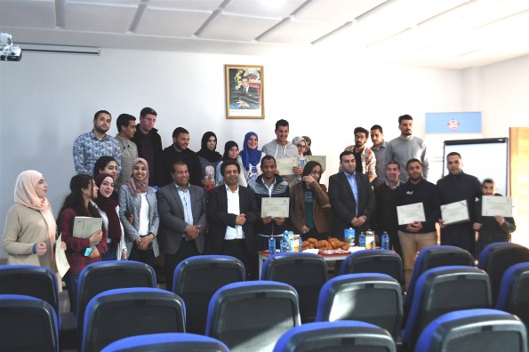 Remise Diplome B2.jpg